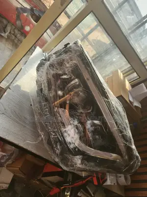 Glc300 2020 Driver Side Headlight