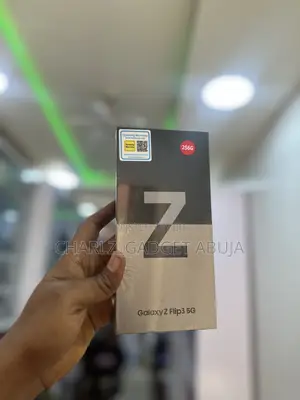 New Samsung Galaxy Z Flip 3 256 GB