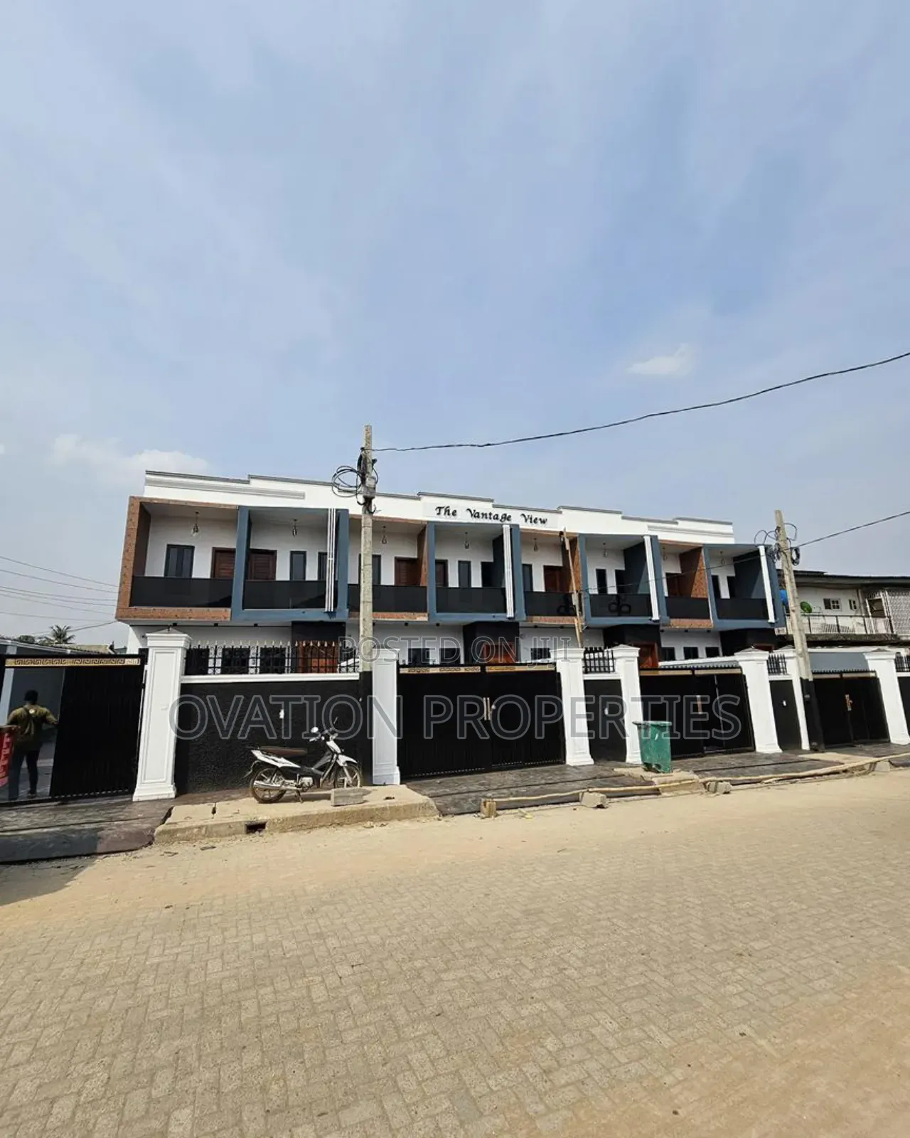 3bdrm Duplex in New Oko Oba for sale
