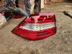 Ml350 2014 Driver Side Backlight