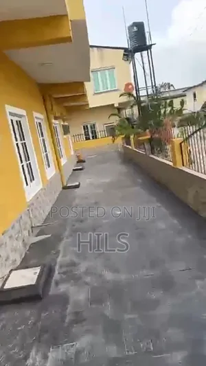 Monthly Male Roommate at Lekki Gardens