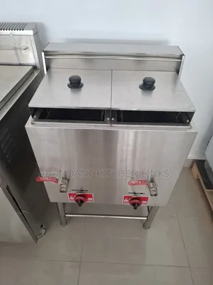 Standing Deep -Fryer.