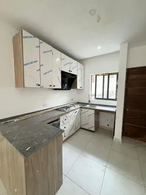 2bdrm Apartment in Chevron for rent