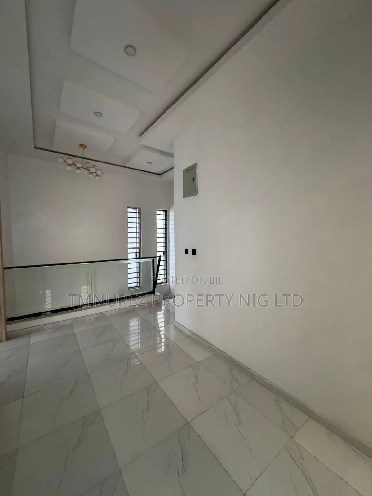 4bdrm Duplex in Chevron for rent