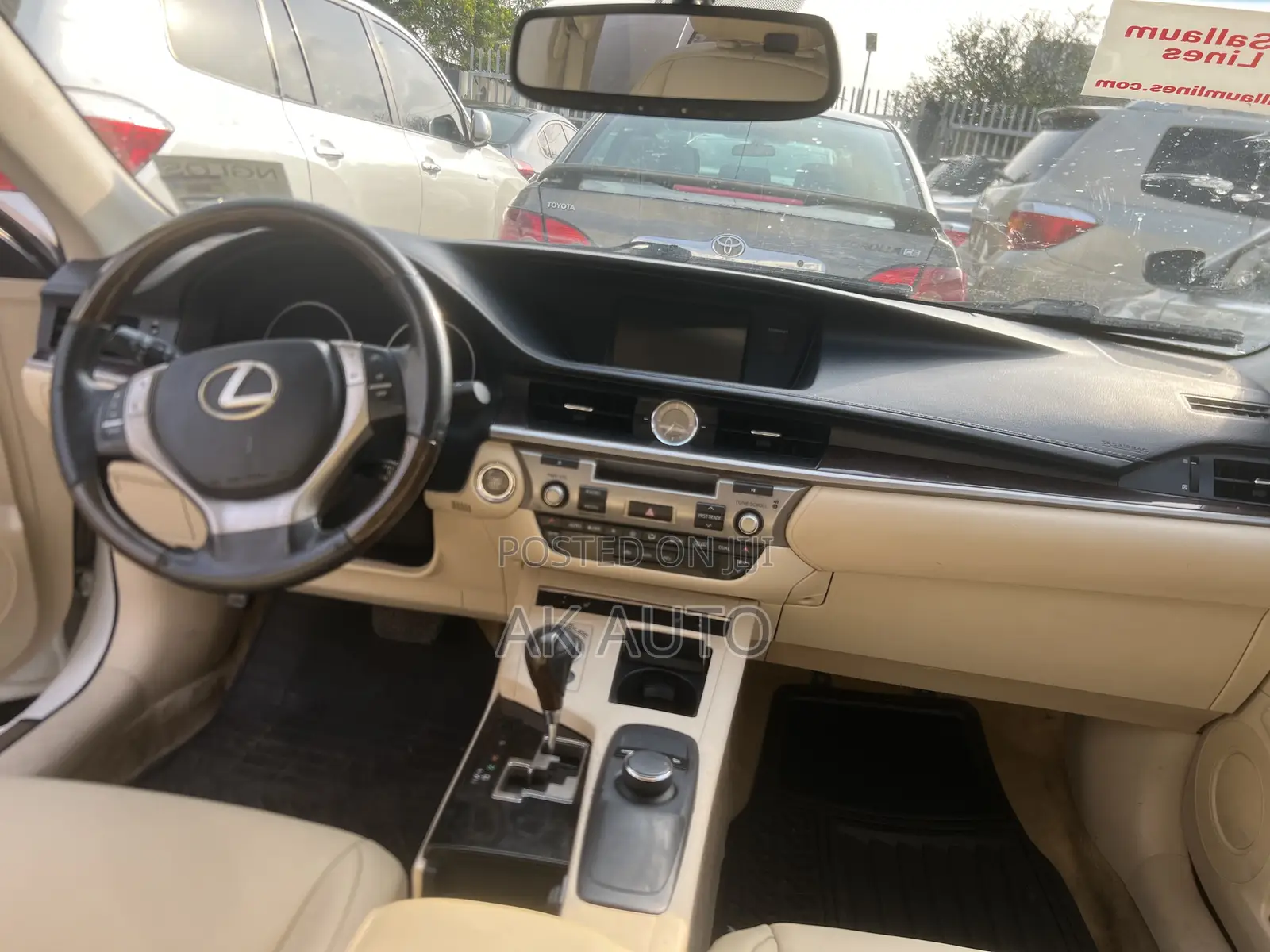 Lexus ES 2013 White