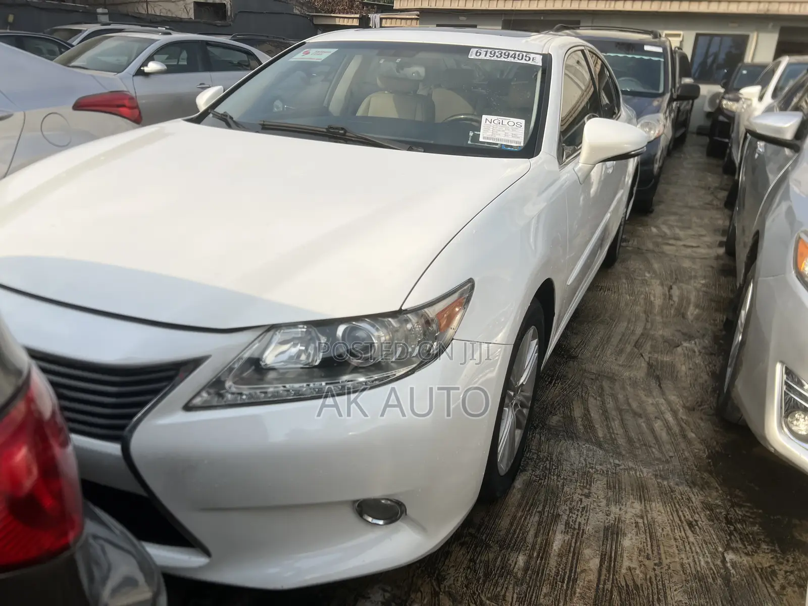 Lexus ES 2013 White