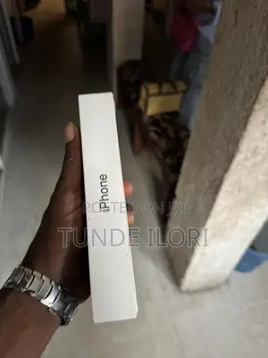 New Apple iPhone 15 Pro Max 256 GB Black