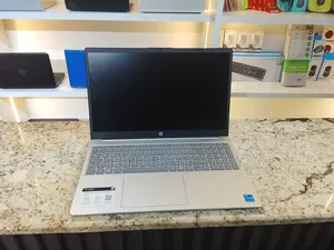 New Laptop HP 15-fd0290ns 8GB Intel Core i3 SSD 256GB