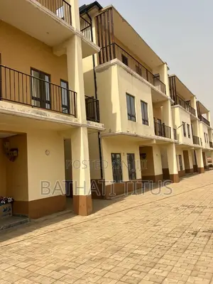 4bdrm Duplex in Mbora for rent