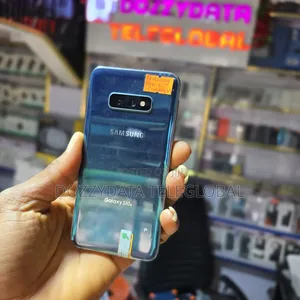 Samsung Galaxy S10e 128 GB Green