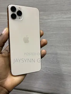 Apple iPhone 11 Pro Max 64 GB Gold