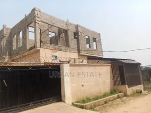 3bdrm Block of Flats in Unilag Estate Magodo, GRA Phase 1 for sale