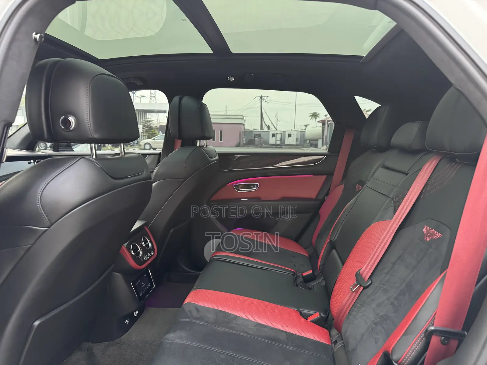 Bentley Bentayga 2022 White