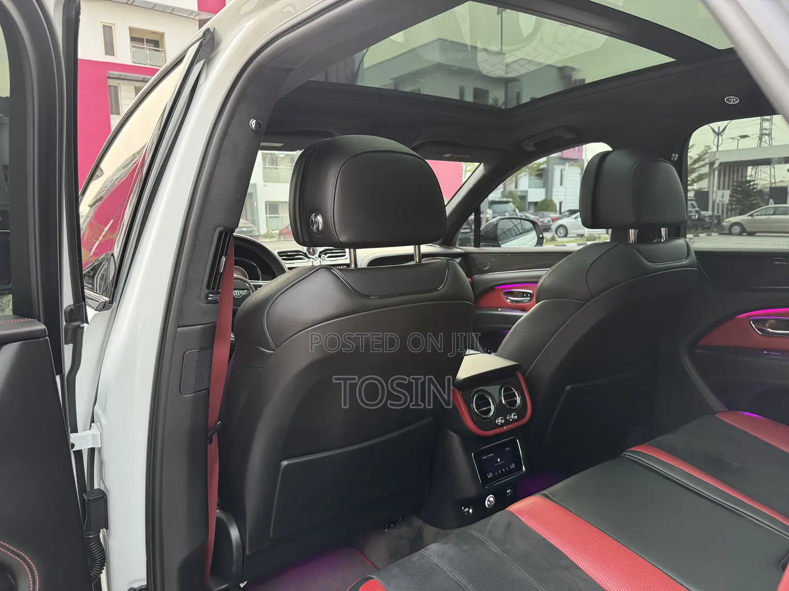 Bentley Bentayga 2022 White