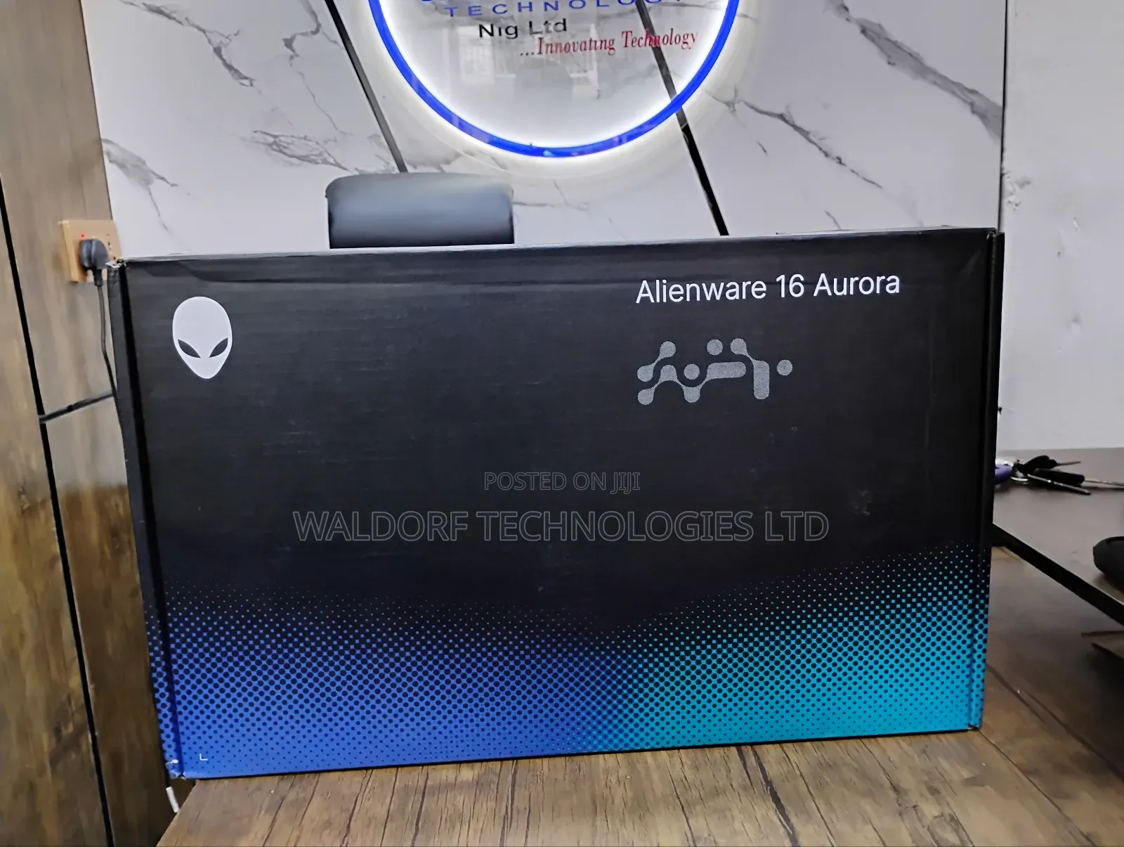 New Laptop Dell Alienware 16 Aurora 16GB Intel Core 7 SSD 1T