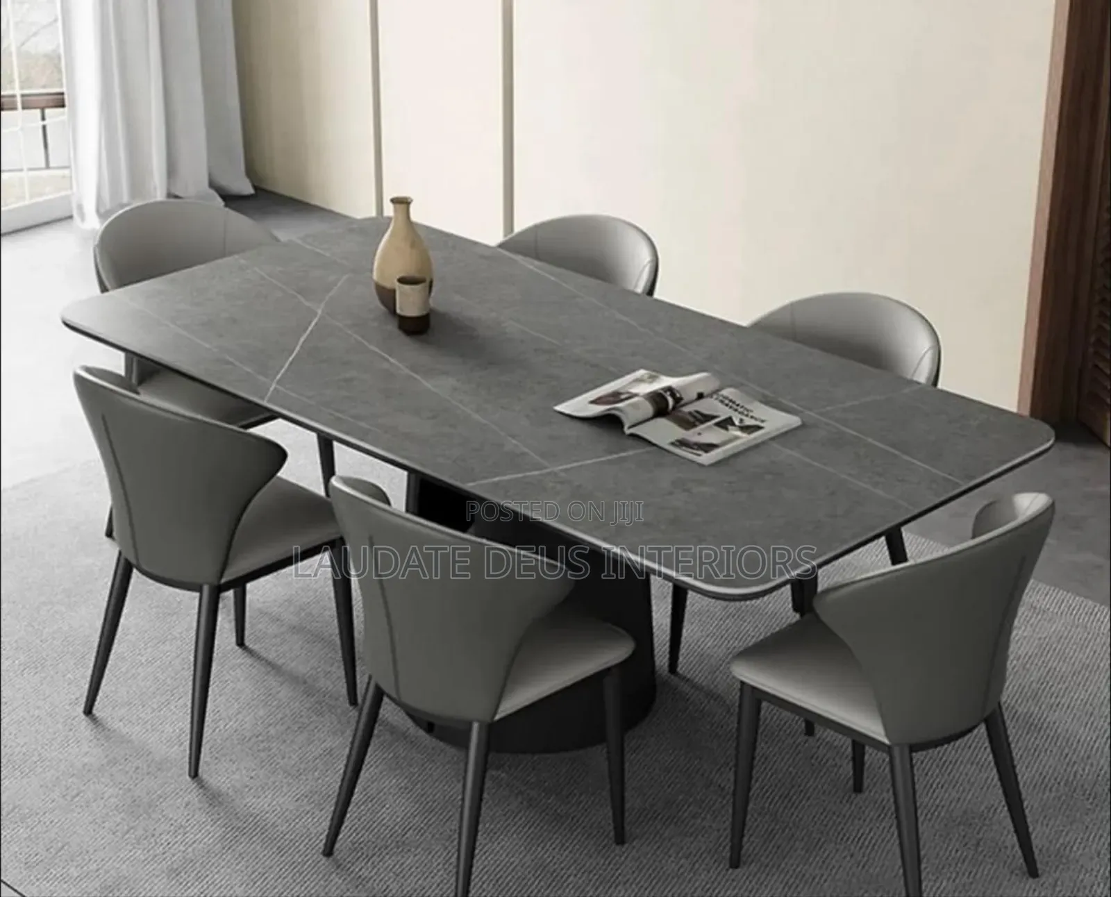 Exquisite Contemporary 6 Seaters Marble Top Dining Table