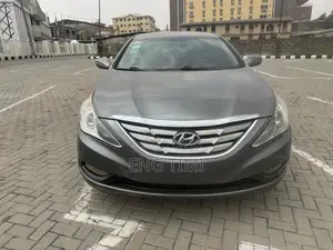 Hyundai Sonata GLS Sedan FWD (2.4L 4cyl 6A) 2011 Gray