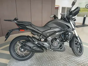 New Bajaj Dominar 400 2025 Black