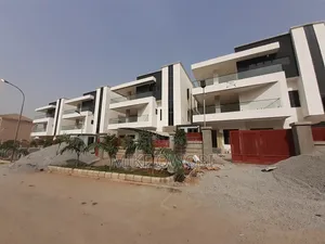 5bdrm Duplex in Katampe for sale