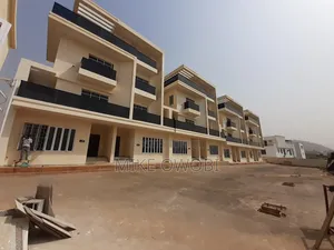4bdrm Townhouse/Terrace in Katampe Extension for sale