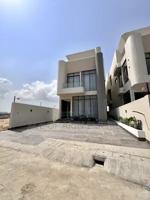 5bdrm Duplex in Lekki Phase 1 for sale