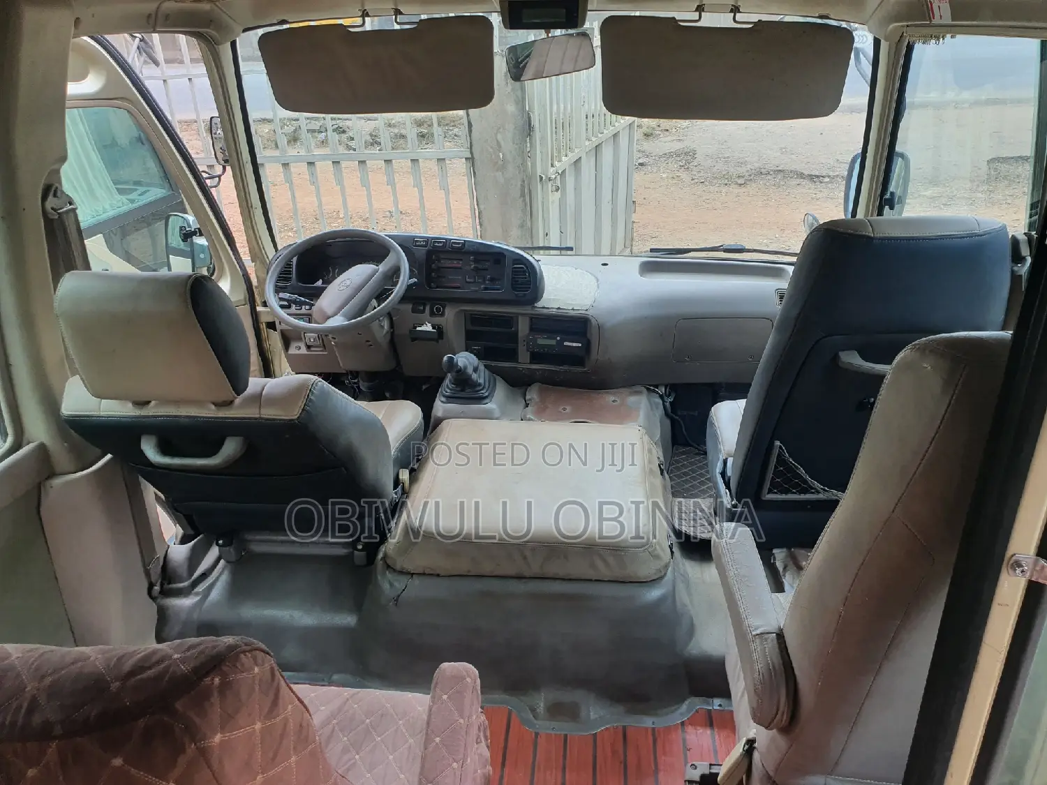 Toyota Coaster 2017 Gold