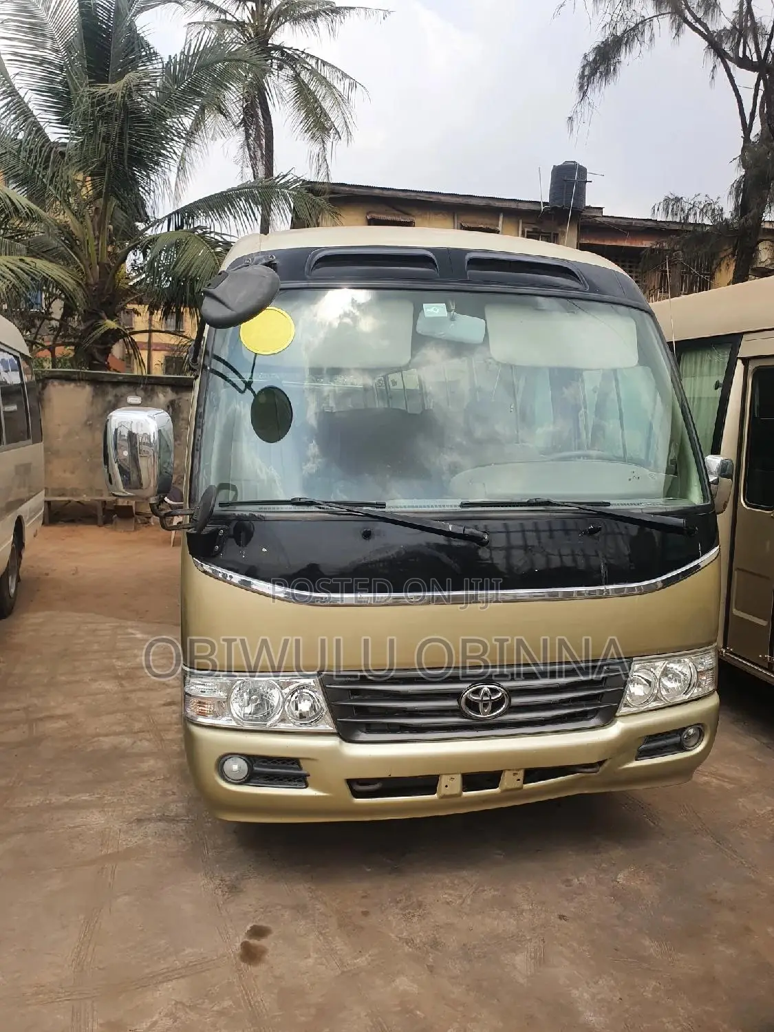 Toyota Coaster 2017 Gold