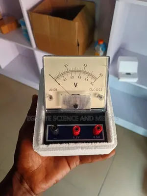 Laboratory Voltmeter