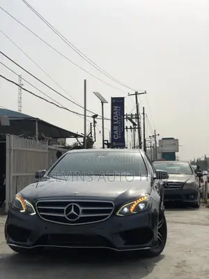 Mercedes-Benz E350 Base 2dr 4Matic Coupe AWD (3.5L 6cyl 7A) 2012 Black