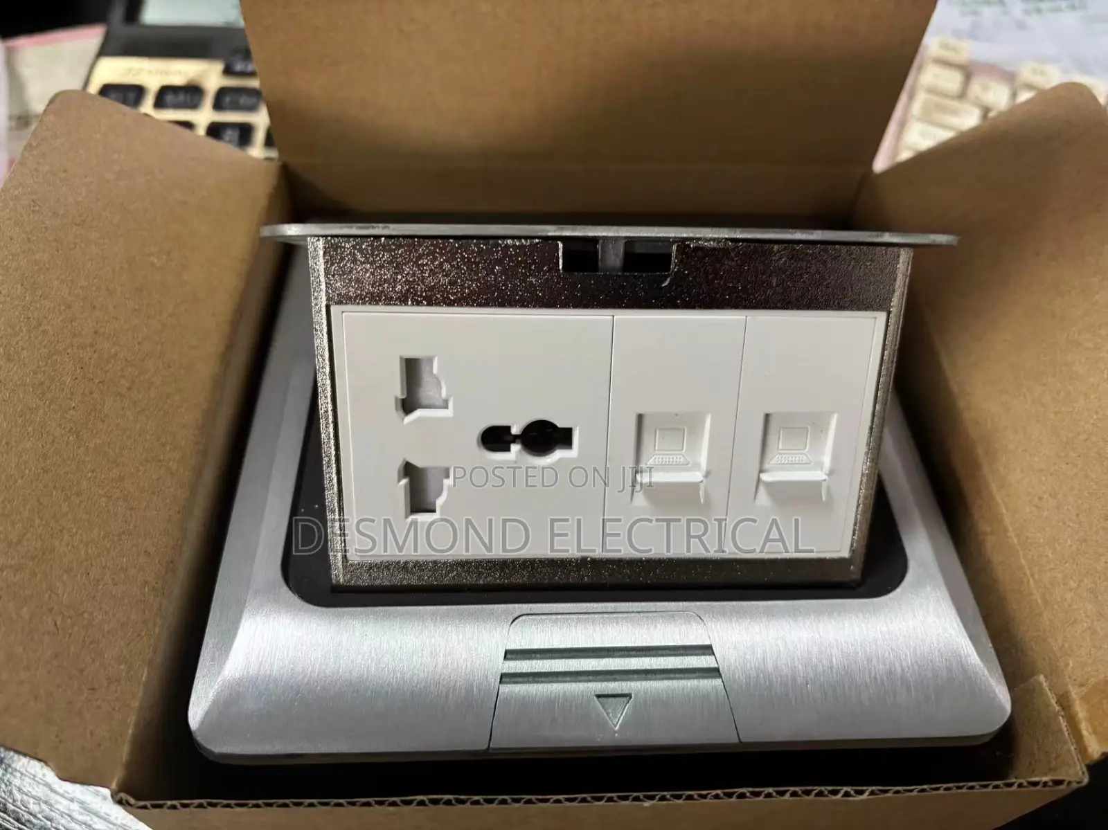 Modern Table Socket