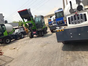 Mobile Self-Loading Concrete Mixer