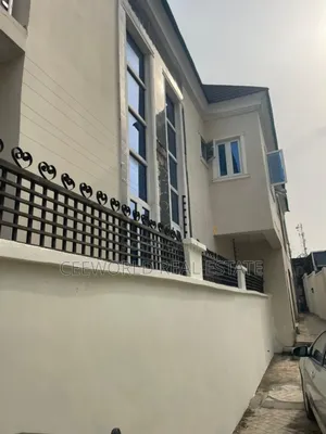 2bdrm Apartment in Oluyole Estate for rent