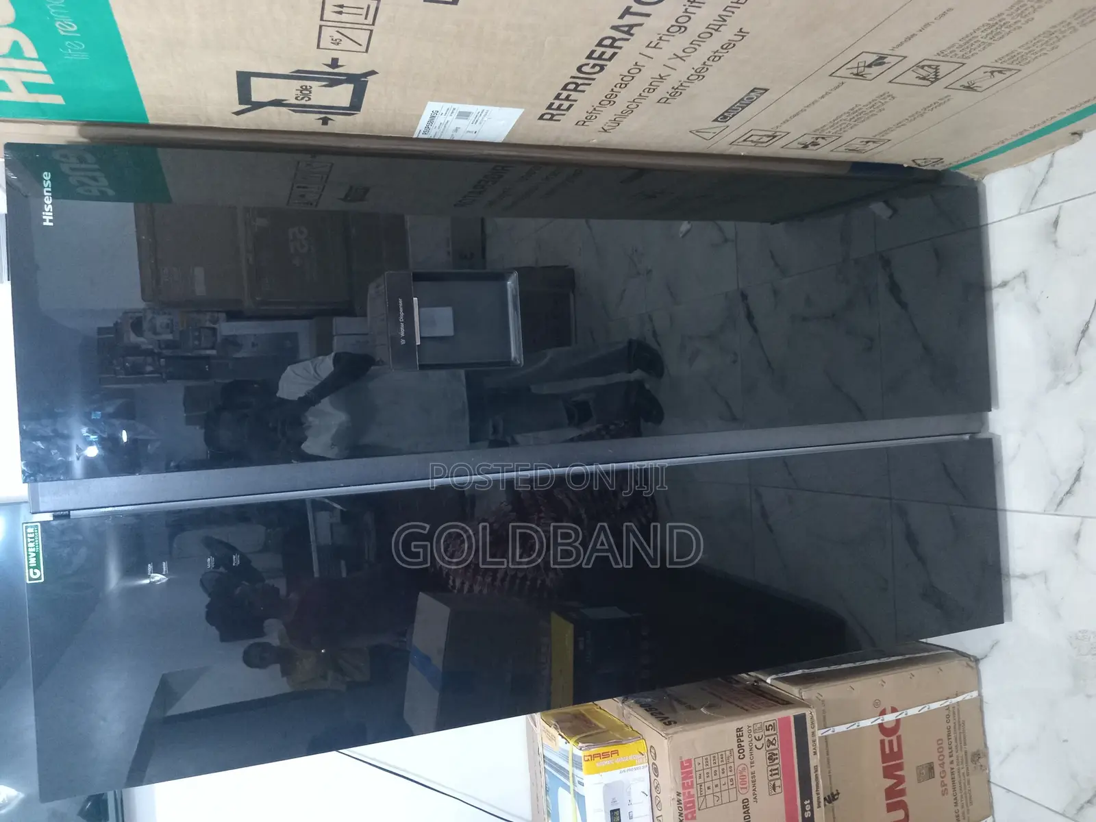Hisense 529l Side by Side Refrigerator Elegant Design