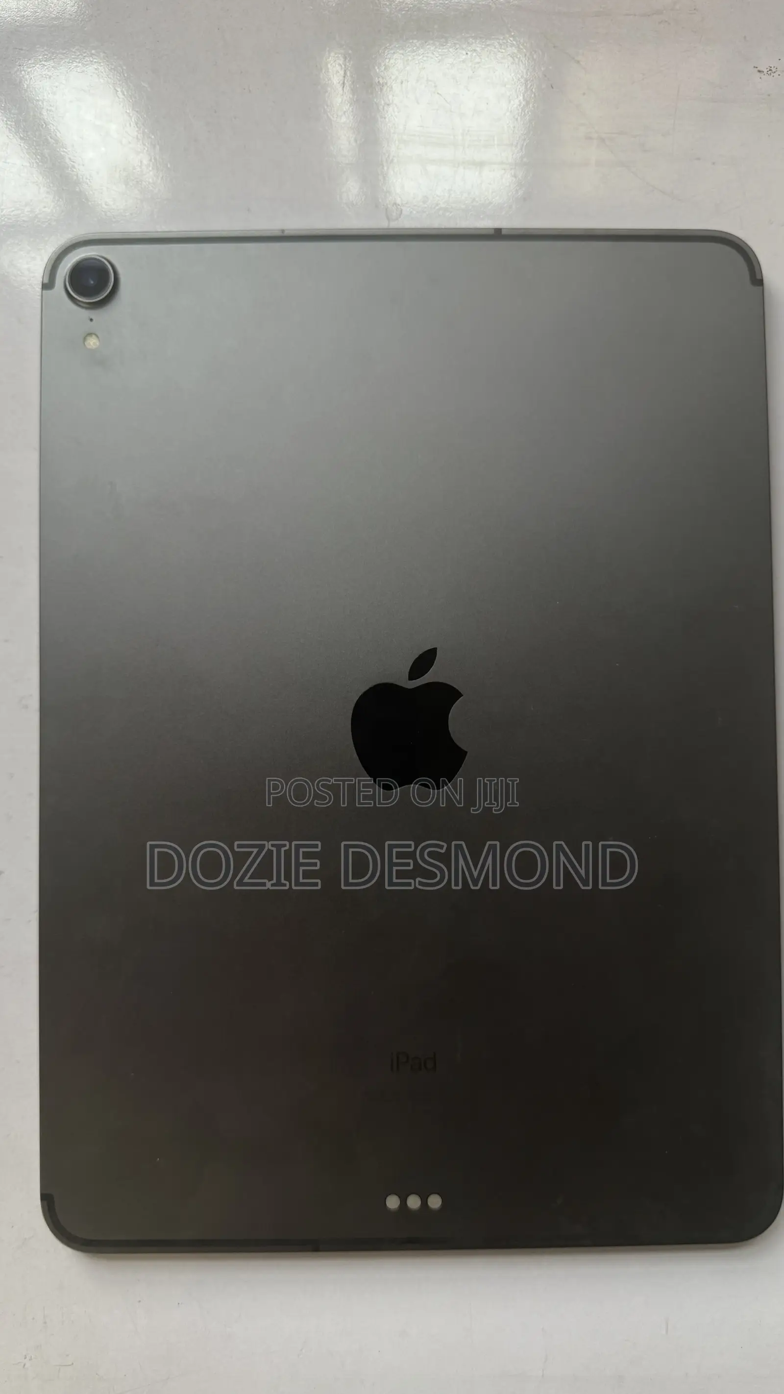 Apple iPad Pro 11 (2018) 64 GB Gray
