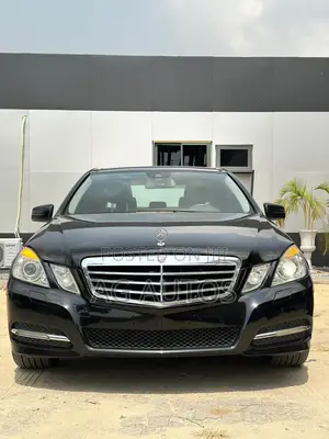 Mercedes-Benz E350 Base 4dr Sedan RWD (3.5L 6cyl 7A) 2013 Black
