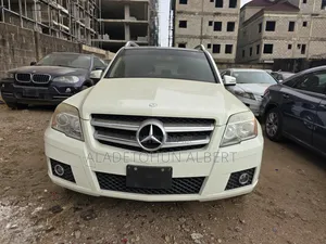 Mercedes-Benz GLK-Class 350 2010 White