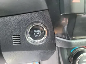 Toyota Corolla LE Premium 4dr Sedan (1.8L 4cyl CVT) 2015 Black