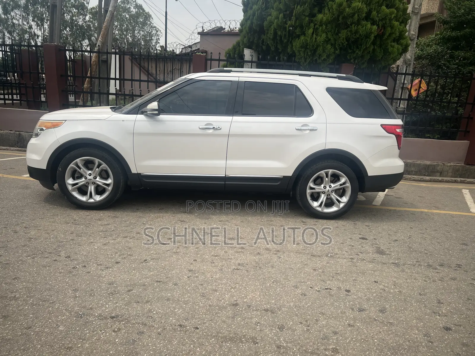 Ford Explorer XLT 4dr SUV (3.5L 6cyl 6A) 2015 White