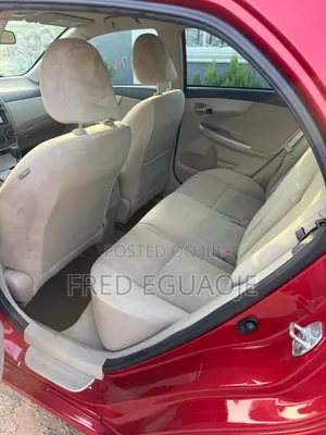 Toyota Corolla LE 4dr Sedan (1.8L 4cyl 4A) 2013 Red