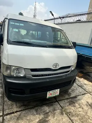 14-Seater Ac Bus for Hire – Clean Comfortable