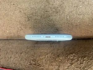 Apple iPhone XR 64 GB White