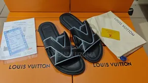 Louis Vuitton Classic Slippers
