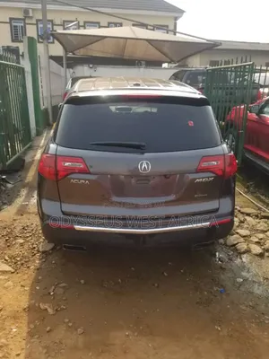 Acura MDX SUV 4dr AWD (3.7L 6cyl 6A) 2011 Gray