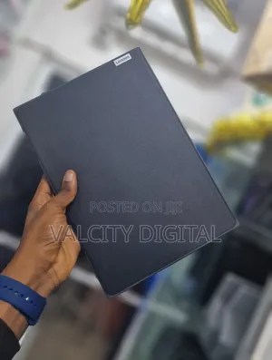 Laptop Lenovo 100e 4GB Intel Celeron SSD 60GB