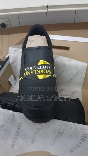 Executive Low Ankle Safety Shoe