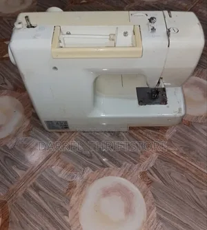 Table Top Sewing Machine