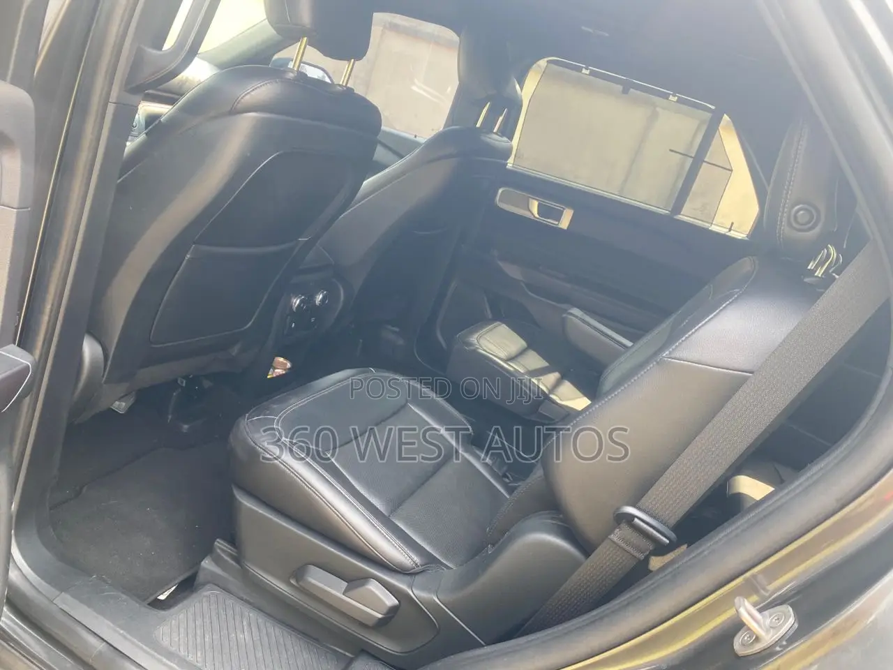 Ford Explorer Limited AWD 2019 Gray