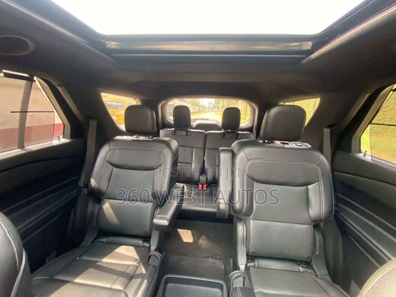 Ford Explorer Limited AWD 2019 Gray