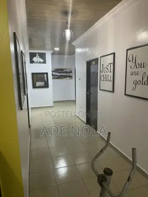 Cozy 6 Bedroom Hotel / Guest House for Shortlet