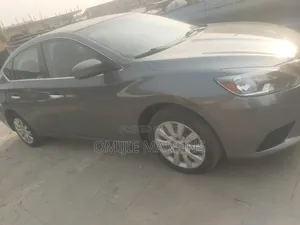 Nissan Sentra 2018 Gray